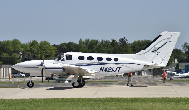 Cessna 421 (N421JT) - Airventure 2017