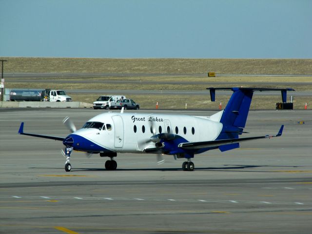 Beechcraft 1900 (N165YV)