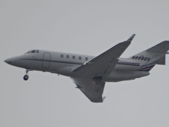 Hawker 800 (N888QS)