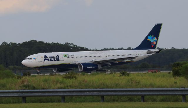 Airbus A330-900 (PR-AIW) - 7/30/23 landing Rwy 35R