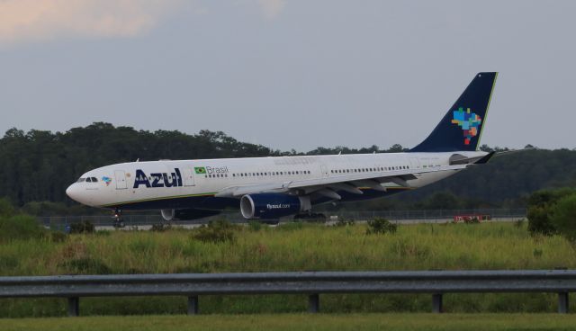 Airbus A330-900 (PR-AIW) - 7/30/23 landing Rwy 35R