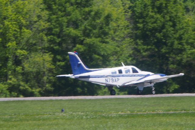 Beechcraft Baron (58) (N79AP)