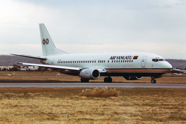 BELL-AGUSTA AB-139 (VH-TJI) - AIR VANUATU - BOEING 737-476 - REG : VH-TJI (CN 24434/1912) - WEST BEACH ADELAIDE SA. AUSTRALIA - YPAD (8/11/1992) 35MM SLIDE SCANNED AT 6400DPI WITH A EPSON V700 FLATBED SCANNER.