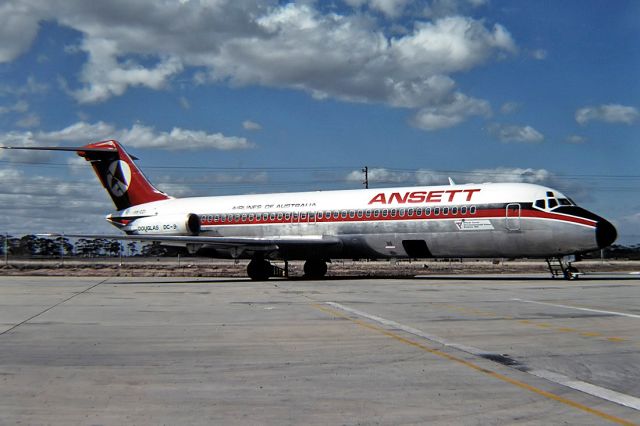 Piper PA-44 Seminole (VH-CZI) - ANSETT AIRLINES OF AUSTRALIA - DOUGLAS DC-9-31 - REG : VH-CZI (CN 47527/618) - TULLAMARINE MELBOURNE VIC. AUSTRALIA - YMML 4/5/1981 35MM SLIDE CONVERSION USING A LIGHTBOX AND A NIKON L810 DIGITAL CAMERA IN THE MACRO MODE.