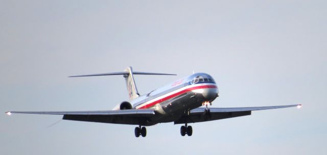 McDonnell Douglas MD-82 (N16545) - TAKEN JULY 8, 2013