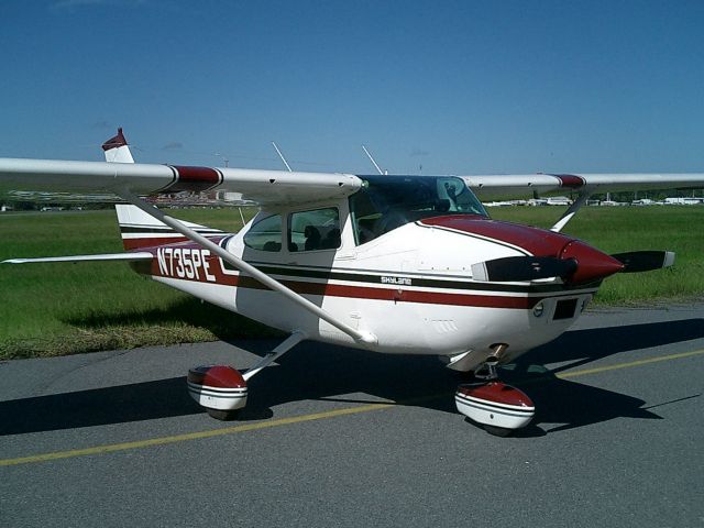 Cessna Skylane (N735PE)