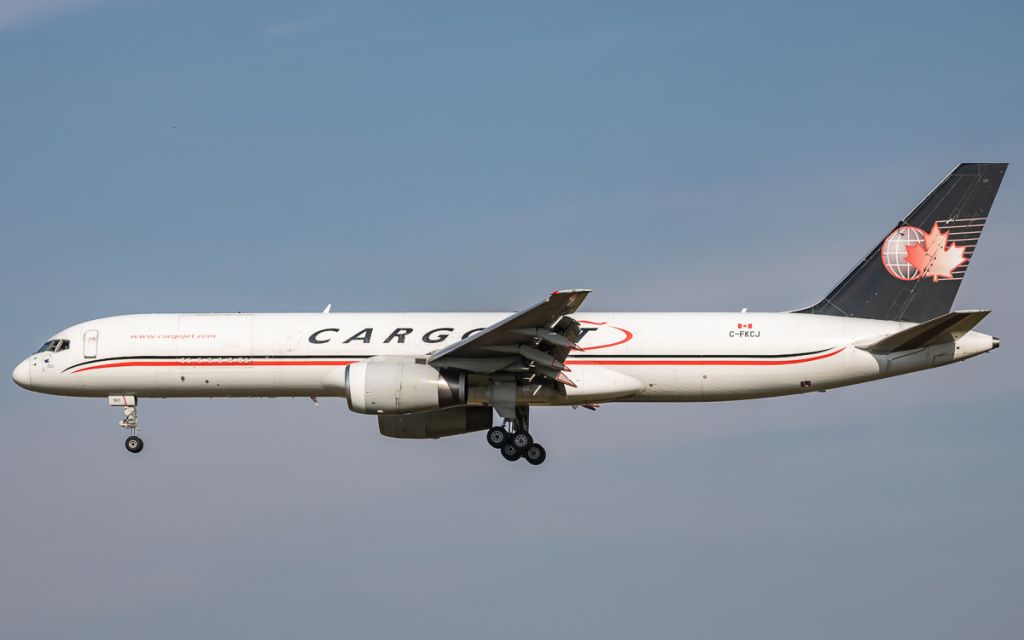 Boeing 757-200 (C-FKCJ)