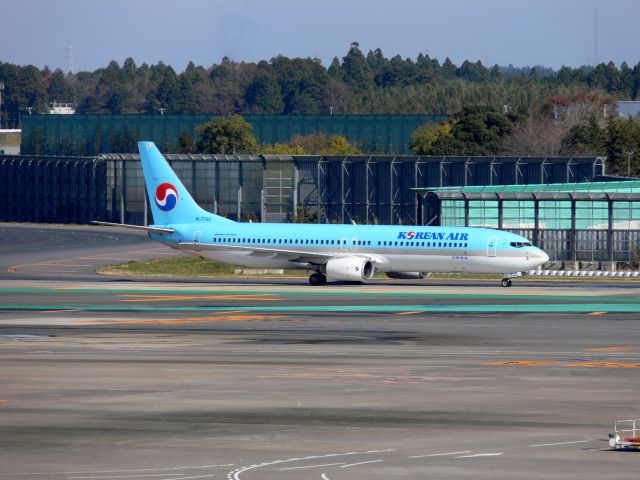 Boeing 737-900 (HL7705)
