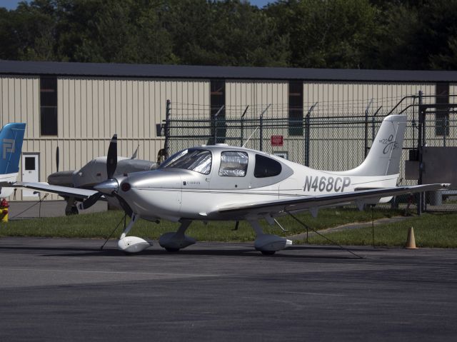 Robinson R-22 (N468CP)