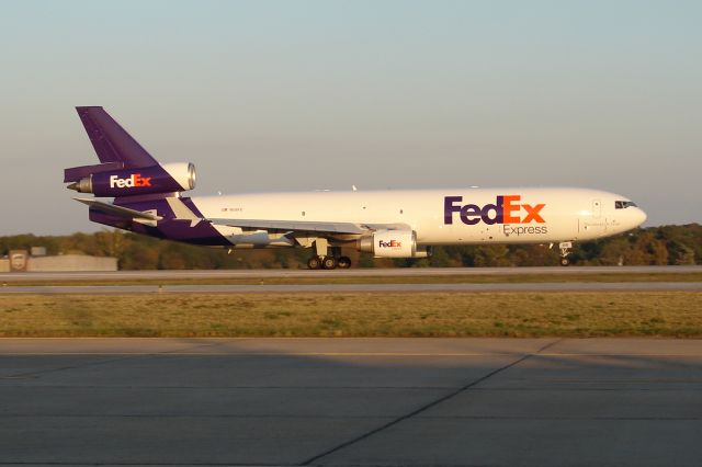 Boeing MD-11 (N616FE)