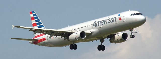 Airbus A321 (N915US)