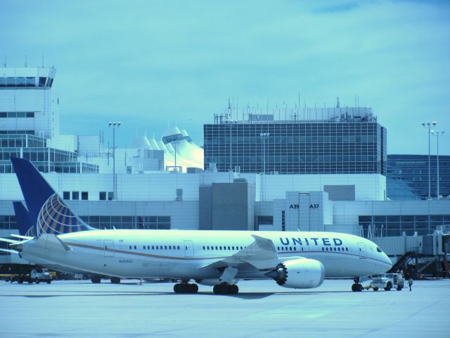 Boeing 787-8 (N26902)