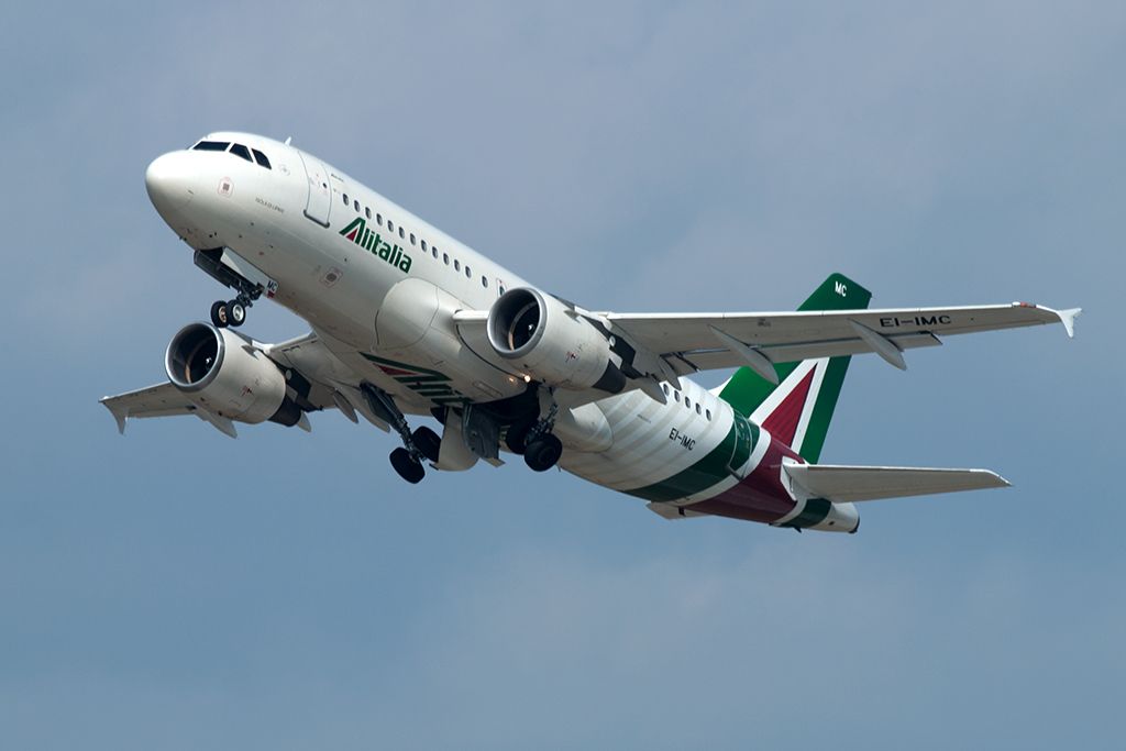 Airbus A319 (EI-IMC)