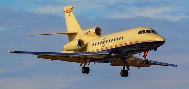 Dassault Falcon 900 (N900D) - N900D 1993 Dassault Mystere Falcon 900 s/n 131 - North Las Vegas Airport  KVGTbr /Photo: Tomás Del Corobr /February 11, 2021