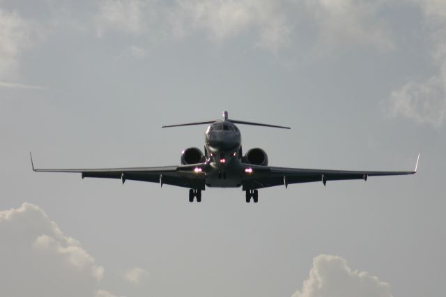 Learjet 24 (LX-AAA)