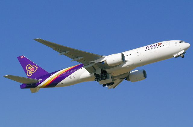 Boeing 777-200 (HS-TJS)