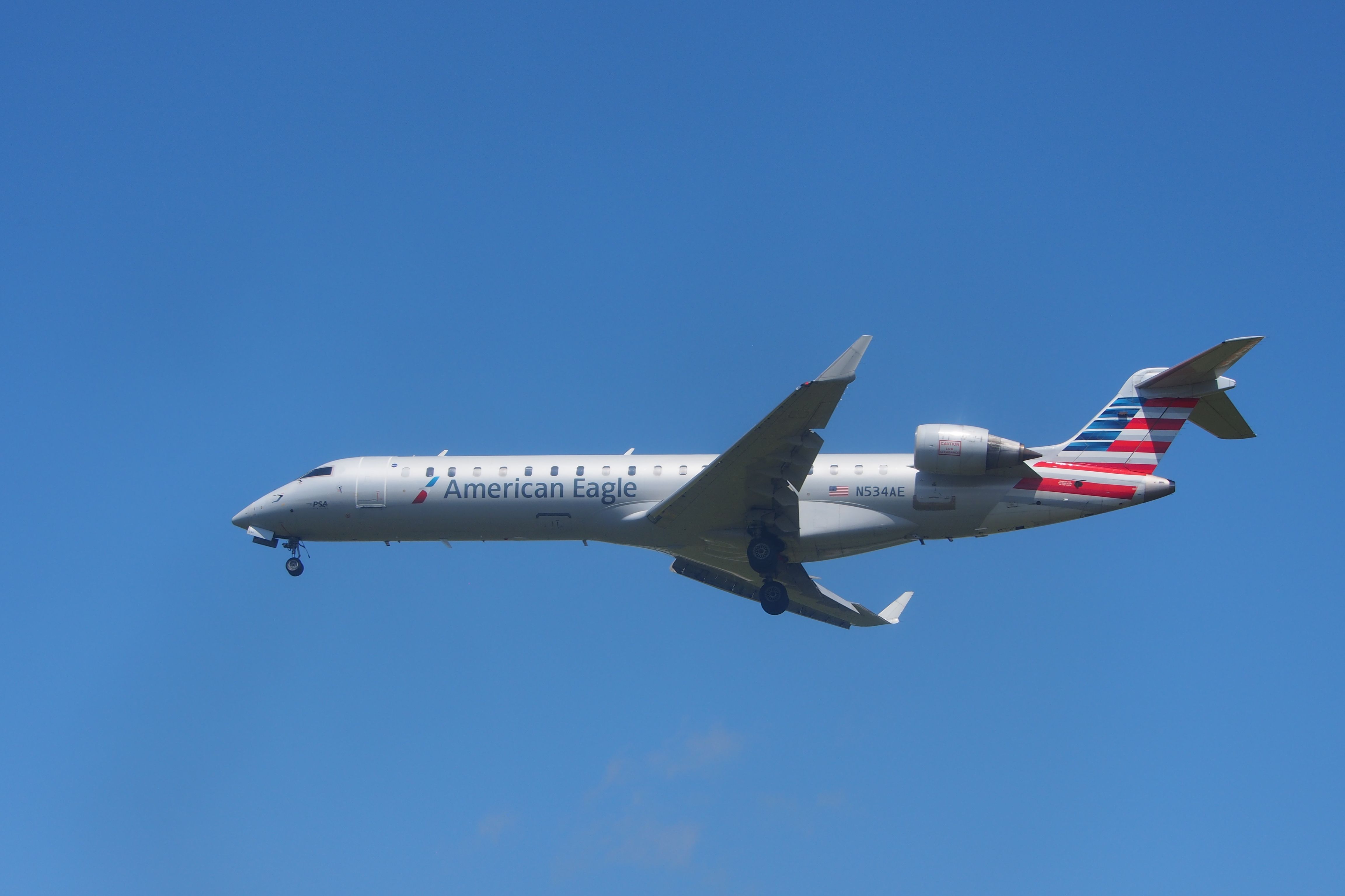 Canadair Regional Jet CRJ-200 (N534AE)