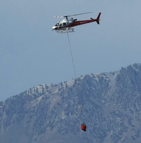 N352SA — - During firefighting operations near Lone Pine, California on July 1, 2016.