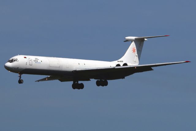 Ilyushin Il-62 (EW-450TR)