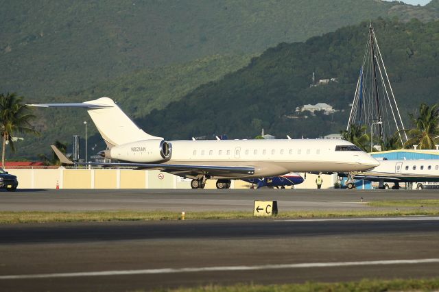 Bombardier Global Express (N821AM)