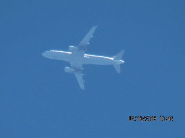 Airbus A320 (N447UA)