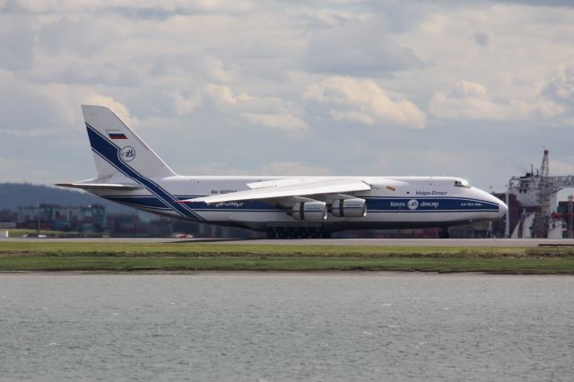 Antonov An-124 Ruslan (RA-82074)