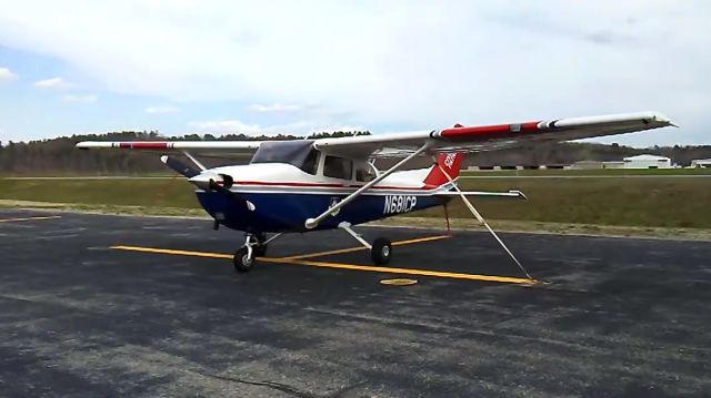 Cessna Skyhawk (N681CP) - N681CP, a 2015 Cessna 172S Skyhawk, C/N 172S11538, sits on the tarmac at the Auburn-Lewiston Municipal Airport (KLEW) in Auburn, Maine. This aircraft is used by the Civil Air Patrol (CAP). Taken on Sunday 5/2/2021