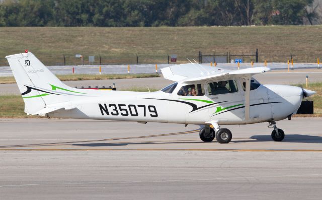 Cessna Skyhawk (N35079)