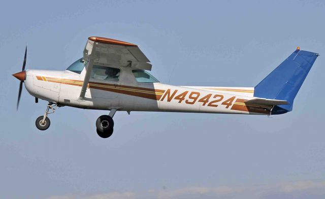 Cessna 152 (N49424)