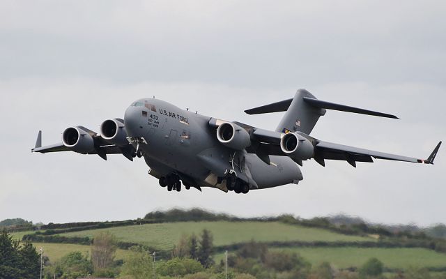 Boeing Globemaster III (04-4133) - "rch492" usaf c-17a 04-4133 dep shannon 26/5/19.