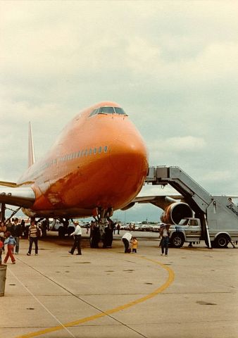 Boeing 747-200 (N611BN) - Braniff B-747 on display at the old Navy Dallas Naval Air Station during an air show