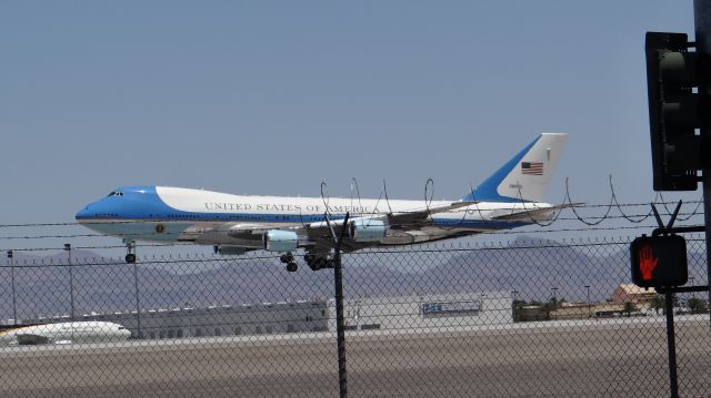 Boeing 747-200 — - AirforceOne
