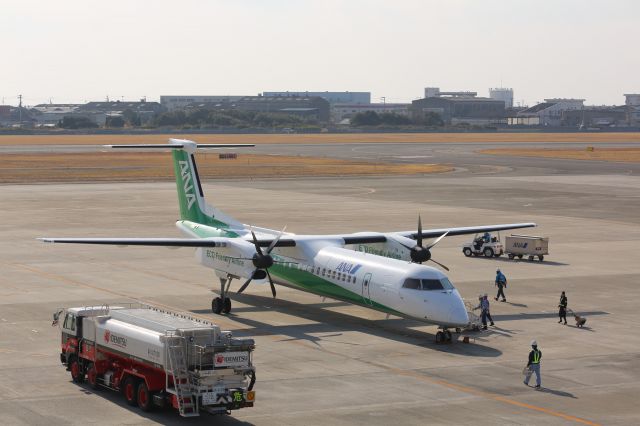 de Havilland Dash 8-400 (JA857A)