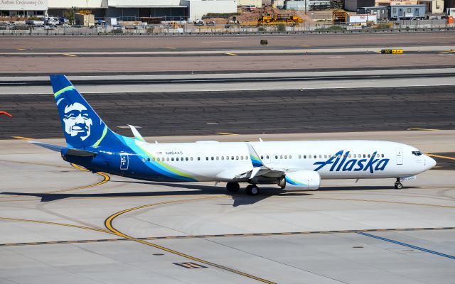 Boeing 737-900 (N464AS) - SPOTTED AT KPHX; FEB, 28, 2021