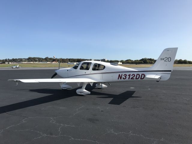 Cirrus SR-20 (N312DD)