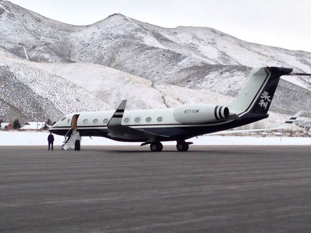 Gulfstream Aerospace Gulfstream G650 (N711SW) - KSUN