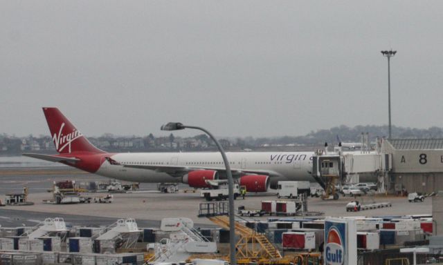 Airbus A340-600 (G-VBUG) - JFK weather diversion