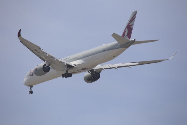 Airbus A350-1000 (A7-ANS)
