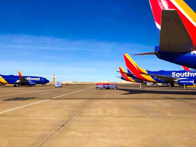 Boeing 737-800 (N912WN)