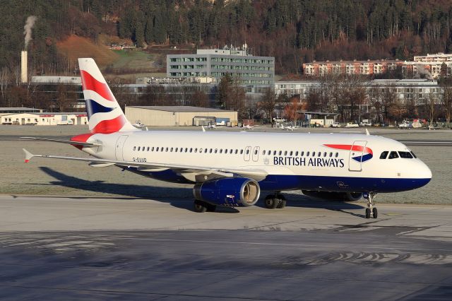 Airbus A320 (G-EUUD)