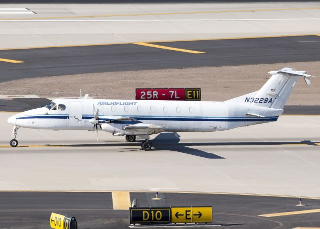 Beechcraft 1900 (N3229A)