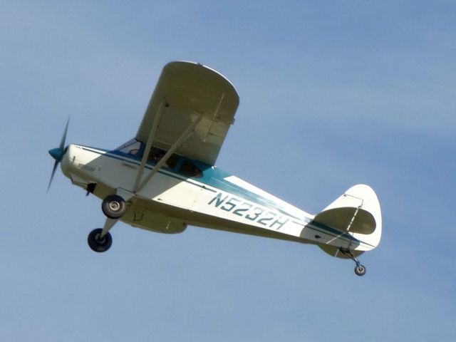 Piper PA-16 Clipper (N5232H)