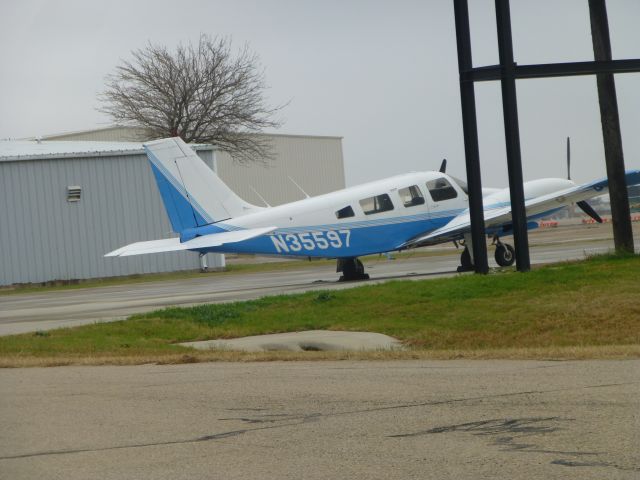 Piper Seneca (N35597)