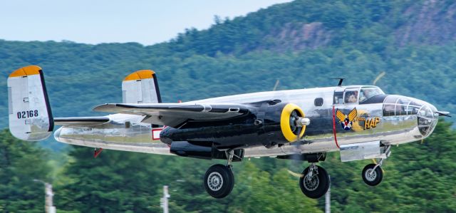 North American TB-25 Mitchell (N2825B) - Mt Holyoke in the background, Miss Hap over the photographers pit, Westfield MA 2017