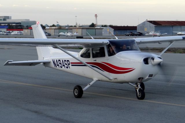 Cessna Skyhawk (N494SP)