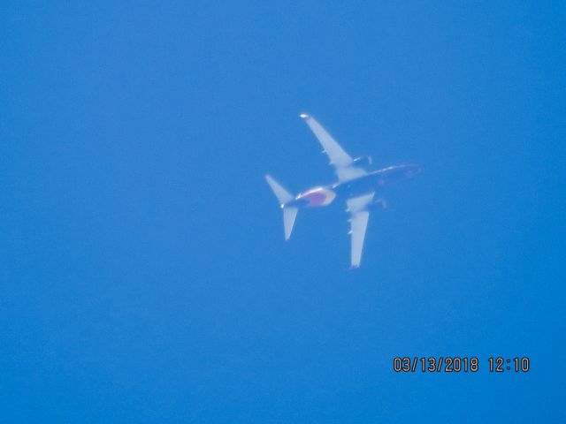 Boeing 737-700 (N7884G)