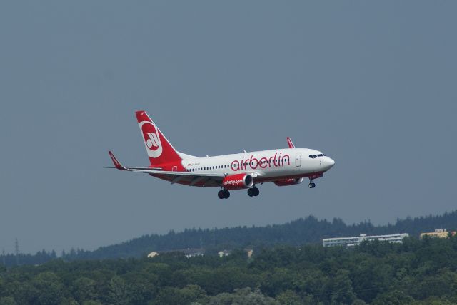 Boeing 737-700 (D-AHXF) - Air Berlin B737-700 cn35136