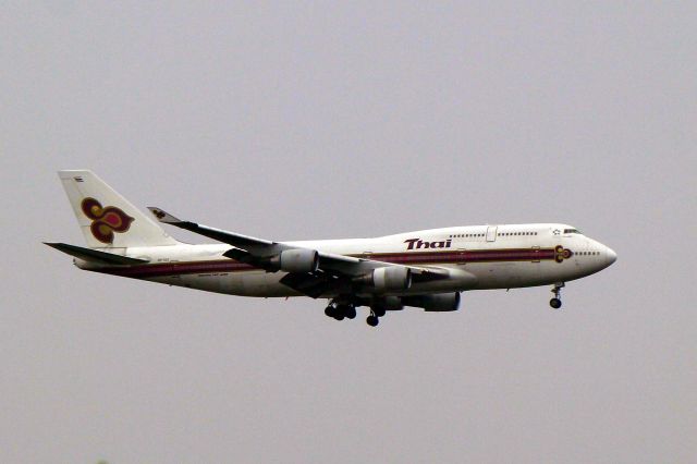 Boeing 747-400 (HS-TGT)