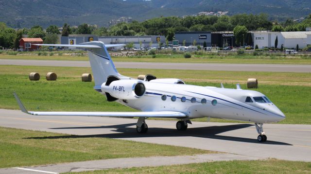 Gulfstream Aerospace Gulfstream IV (P4-BFL)