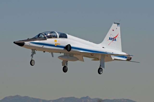 Northrop T-38 Talon (NASA961) - N961NA 02/07/2014